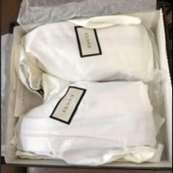 Shoes - Picture 1 of 3